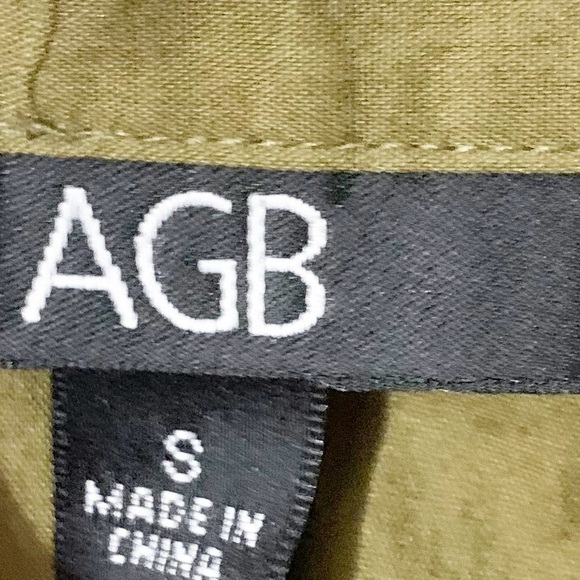 AGB Sleeveless Pointed Collar Partial Button Front Blouse Side Zip Pockets 🫒🟩 - Picture 7 of 9